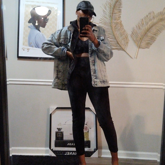 Zip Hoodie Velour Track Suit Set- Black 🖤 - Picture 7 of 11